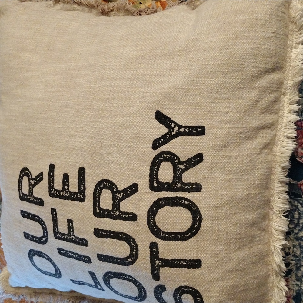 Toss pillow